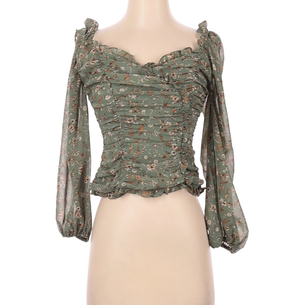 Cute ASTR date night top